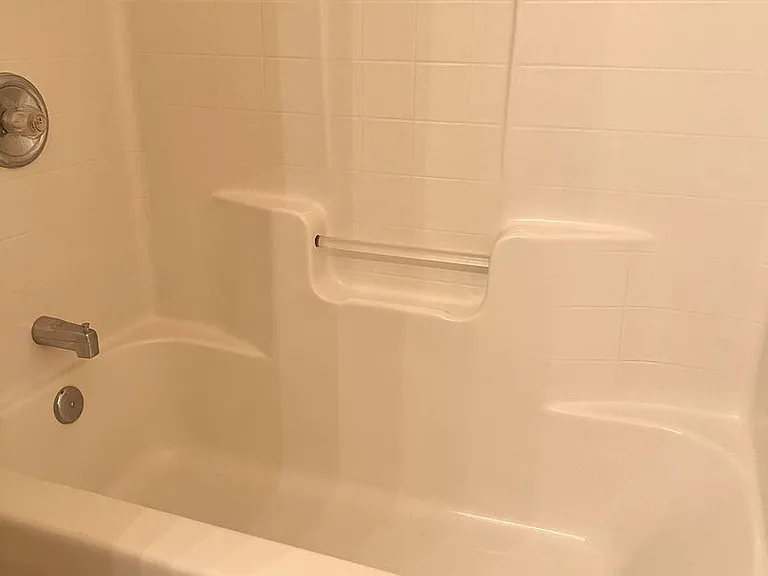 110 Shelby Ct — Photo 12