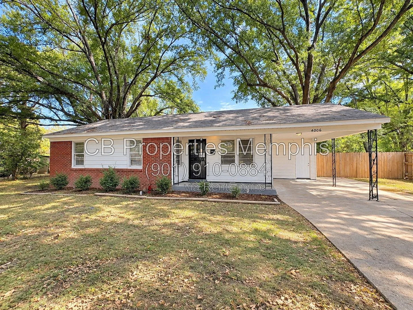 3 bed, 1.0 bath, 992 sqft, $1,015 — Photo 1
