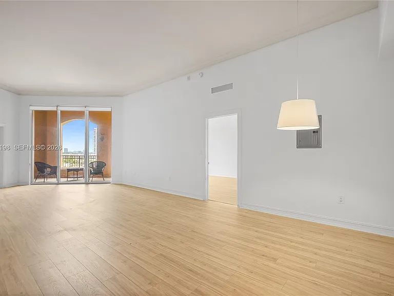 3001 NE 185th St #716 — Photo 6