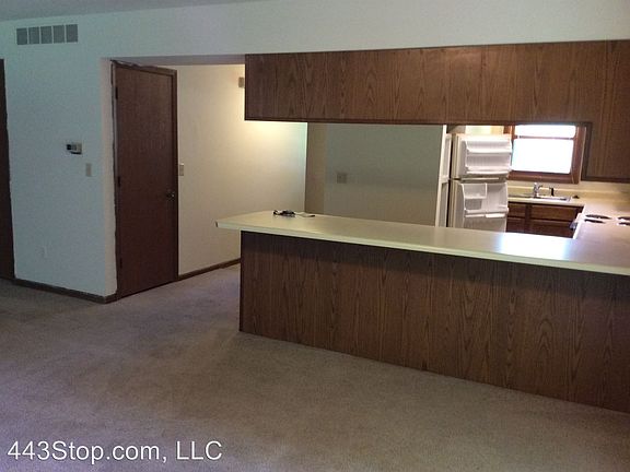 3rd image of 4442 E Santa Barbara Dr