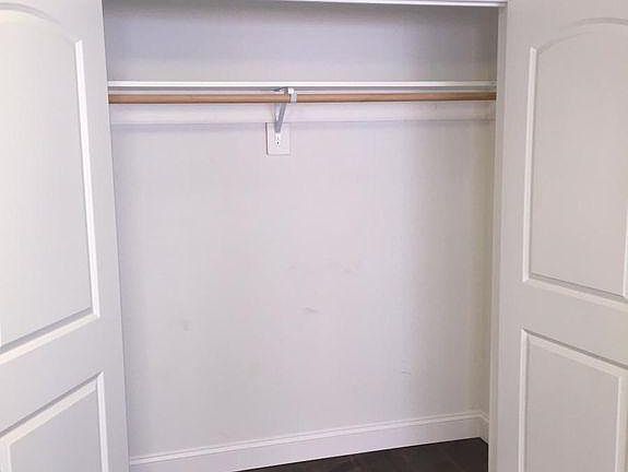 5th image of 369 Park Ave APT E9