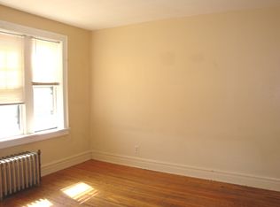 4237 Lawn Ave APT 2N, Saint Louis, MO 63109
