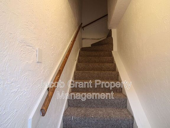 3rd image of 204 6th St #A