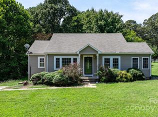 213 Westhaven St, Forest City, NC 28043