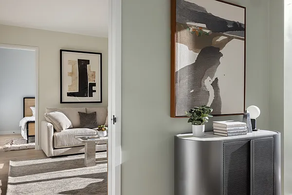 Rented by MNS | media 9