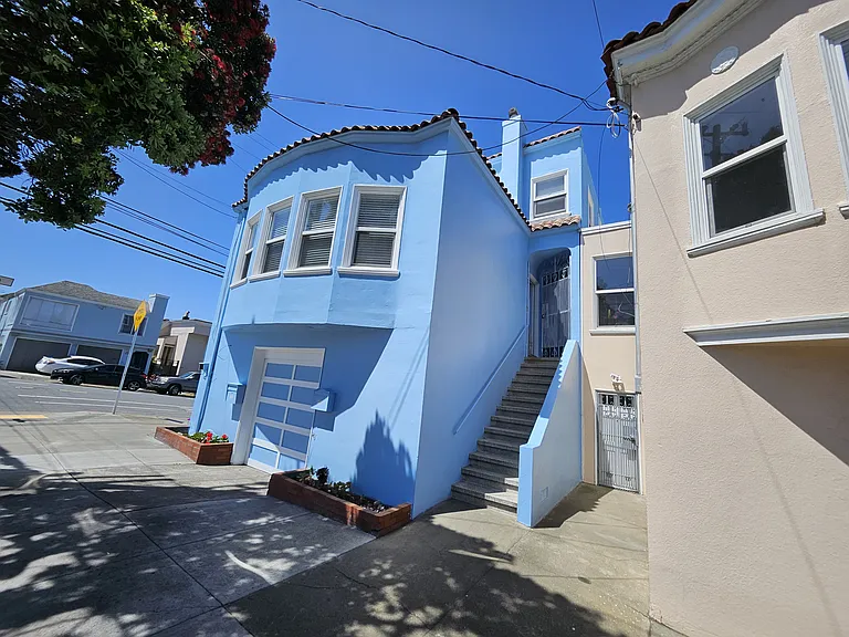 1493 45th Ave — Photo 15