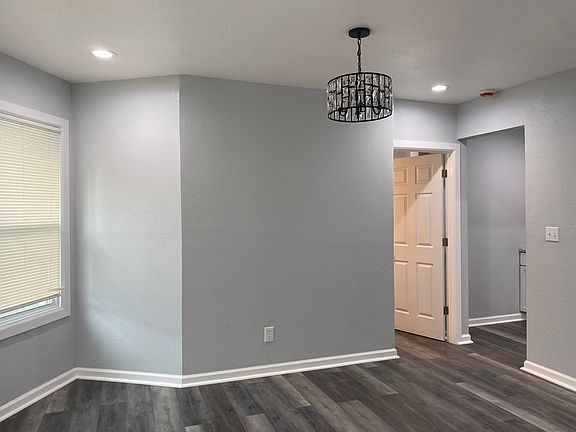 5th image of 633 Fernwood Ave #1