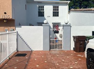 1379 W 71st St, Hialeah, FL 33014