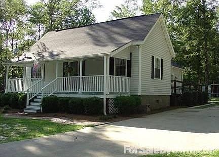 1st image of 526 N Lake Dr