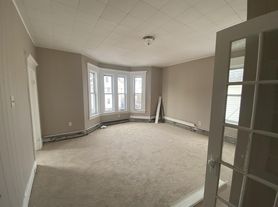 391-393 Manchester St.