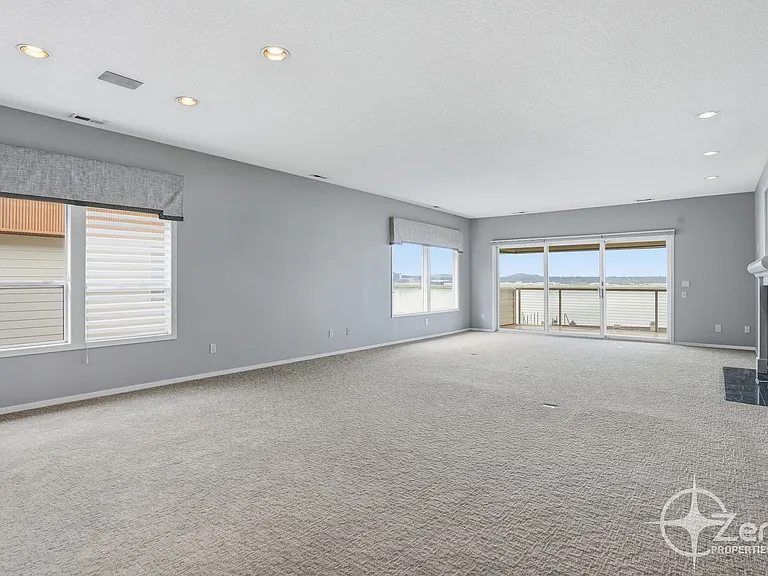 6903 SE Riverside Dr #3 — Photo 28
