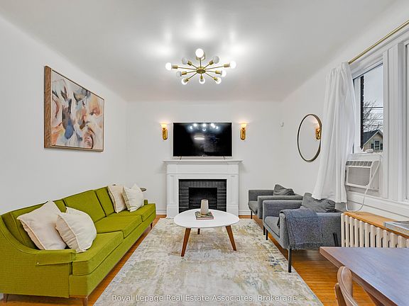 5th image of 2 Vineland Ave #15