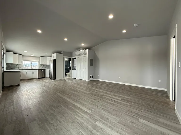 24211 E Wellesley Ave #B — Photo 6