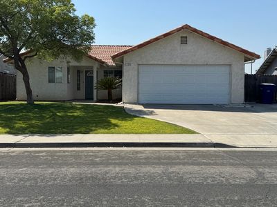 1205 Hawthorn Street, Hanford, CA, 93230