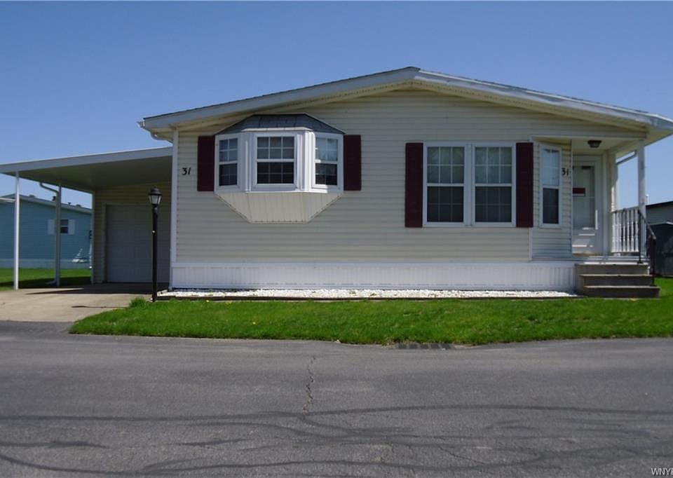 1st image of 31 Parkside Cir