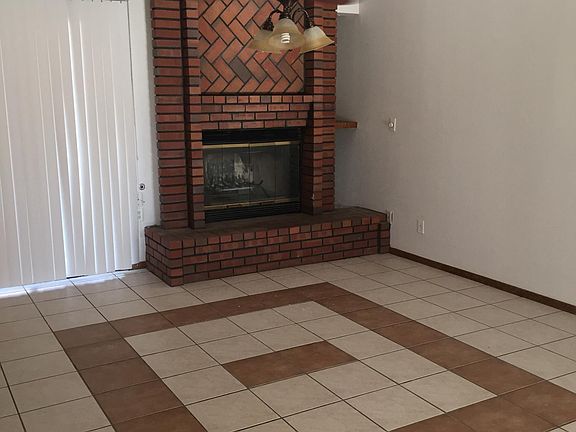 4th image of 8019 Langdon Ave