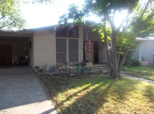 308 W Mulberry St, Fredericksburg, TX 78624