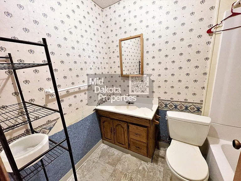 112-114 116 #120 — Photo 12