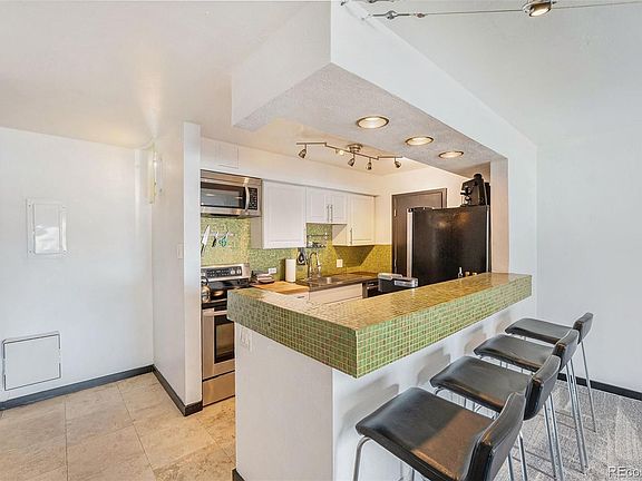 2nd image of 1020 15th St APT 7E