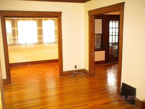 Living Rm and Alcove