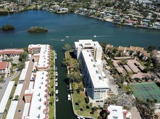 1250 N Portofino Dr APT 201, Sarasota, FL 34242