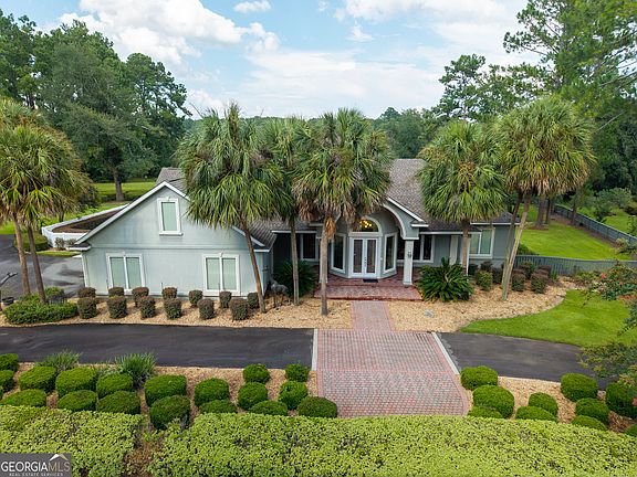 4th image of 4709 Blackwater Dr