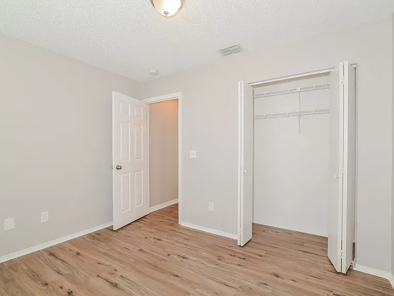 10412 Glassborough Dr — Photo 14