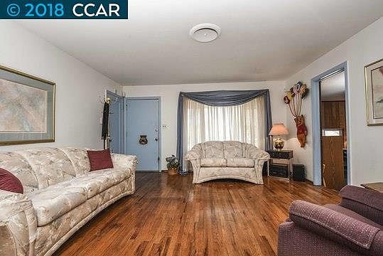 3rd image of 148 Hill St