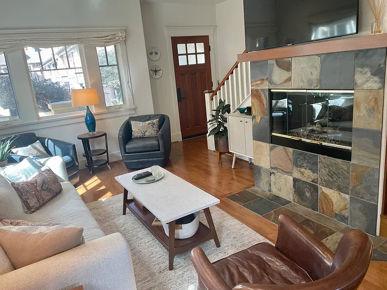 1426A Laguna St — Photo 4