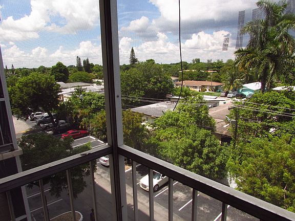 2nd image of 1251 NE 108th St APT 514