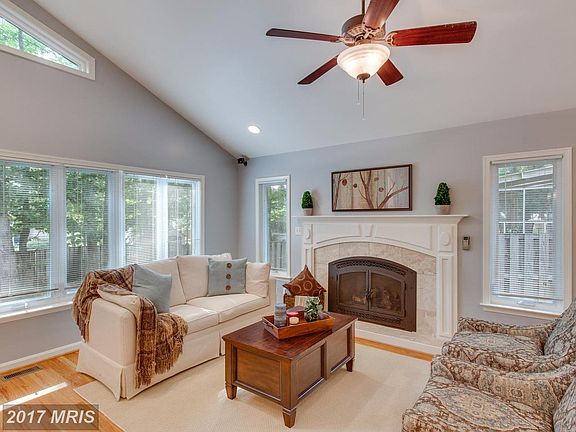 4th image of 10028 Eastlake Dr
