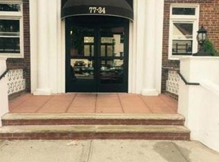7734 Austin St APT 5D, Forest Hills, NY 11375