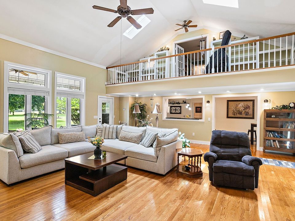 1st image of 4319 Nicks Dr