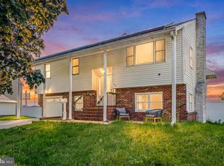 49 Delaware Dr, Penns Grove, NJ 08069