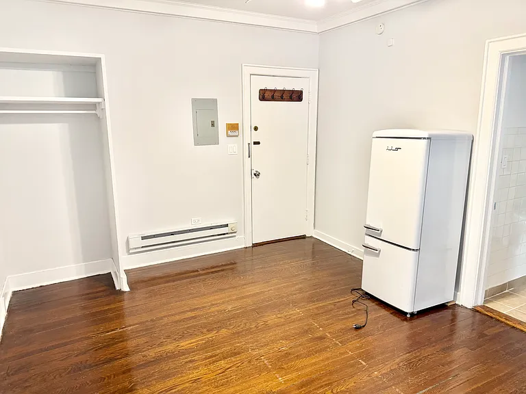 913 W Sheridan Rd #3 — Photo 16