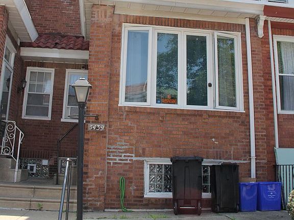 3rd image of 5439 Oakland St