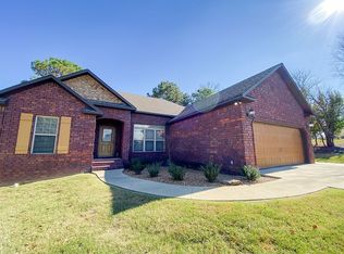 1112 Paragould Dr, Jonesboro, AR 72401