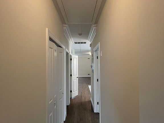 5th image of 117 Mason Blvd Floor 2