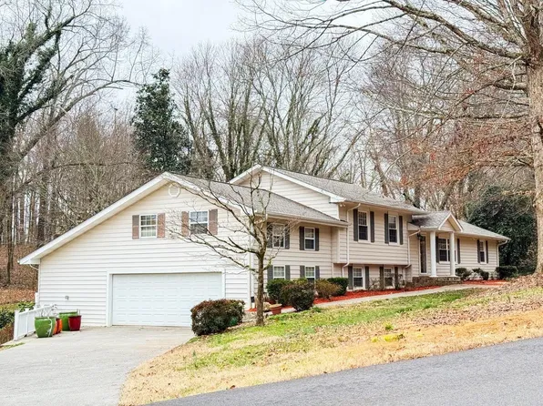 1515 Crestway Dr, Athens, TN 37303