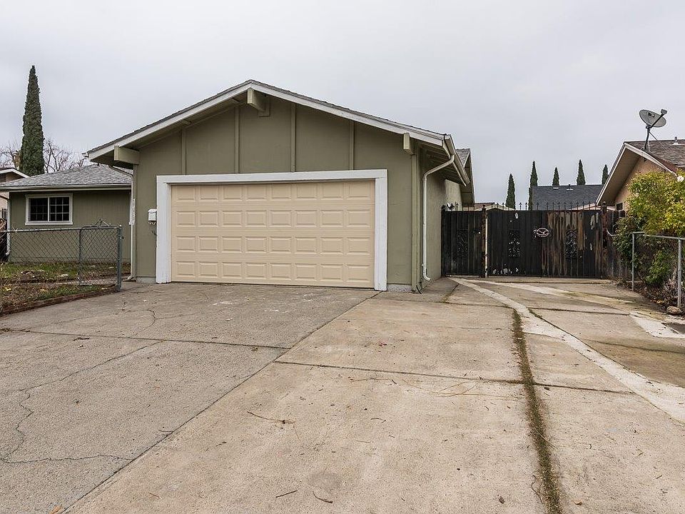 1st image of 7939 Grandstaff Dr