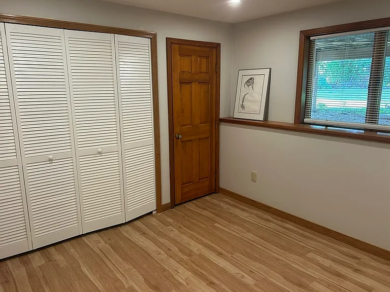 20 Breeze Dr — Photo 18