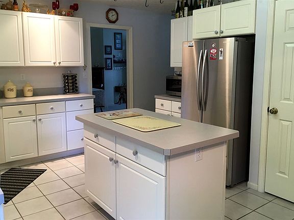 5th image of 2301 Wigeon Dr