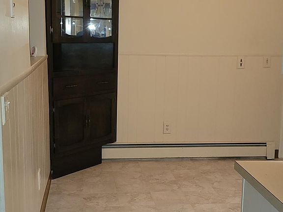 5th image of 2160 Mineral Spring Ave #9