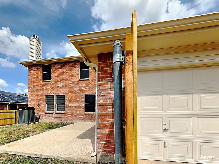 1405 Evergreen St — Photo 18