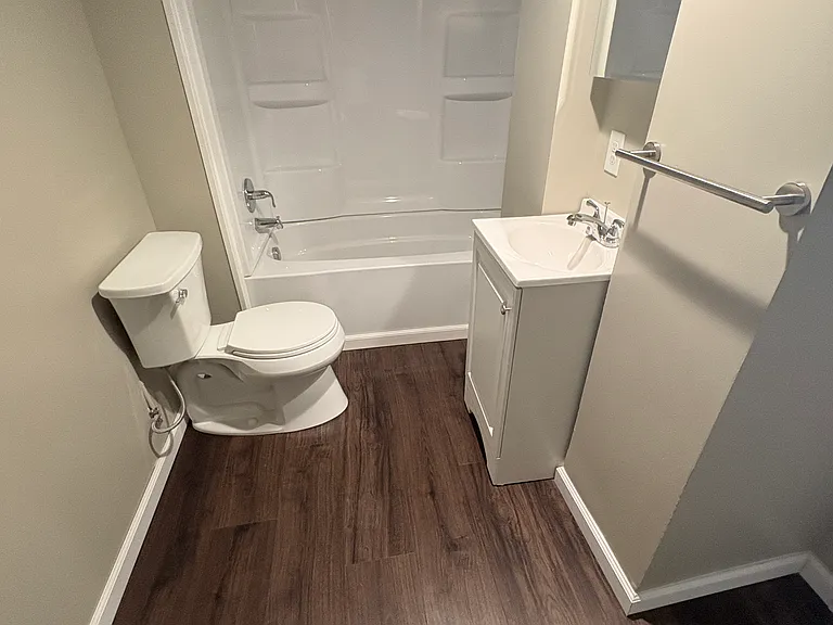 208 W Hazel Way #106 — Photo 3