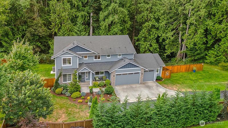 3rd image of 11516 211th Avenue SE