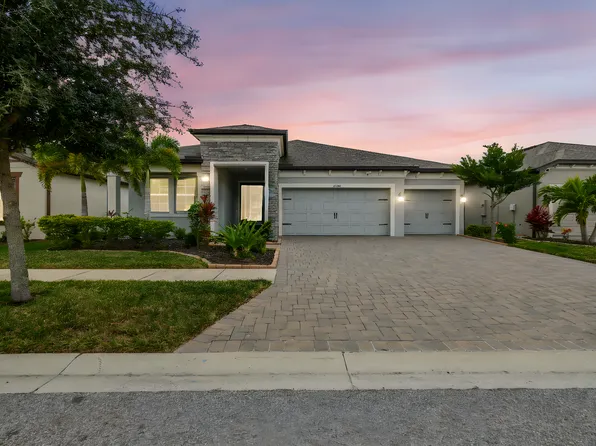 10752 Green Harvest Dr, Riverview, FL 33578