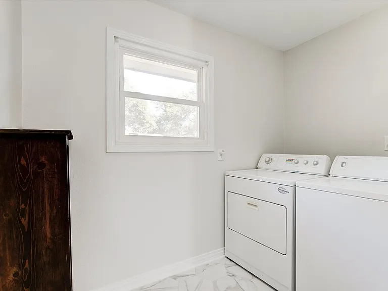 3511 Corto Ave — Photo 16