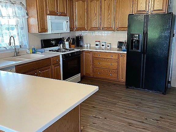 Kitchen Unit 1