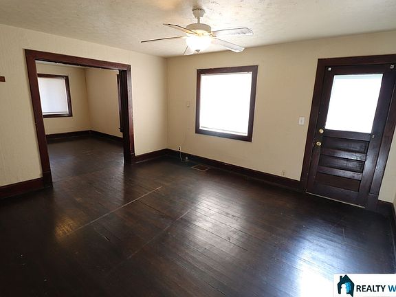 3rd image of 1023 N Platte Ave
